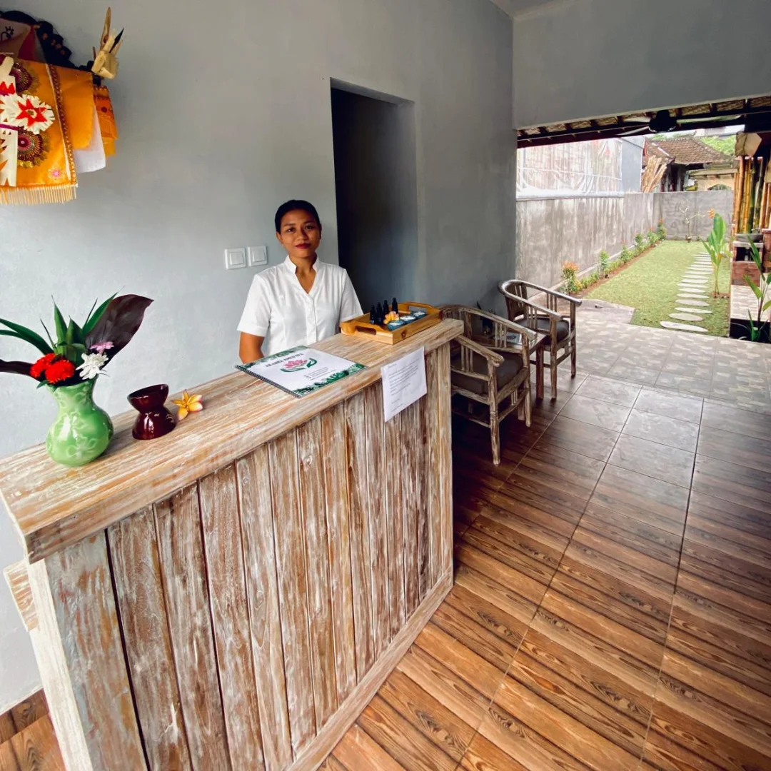 Akasha Amed Spa therapist welcoming guests
